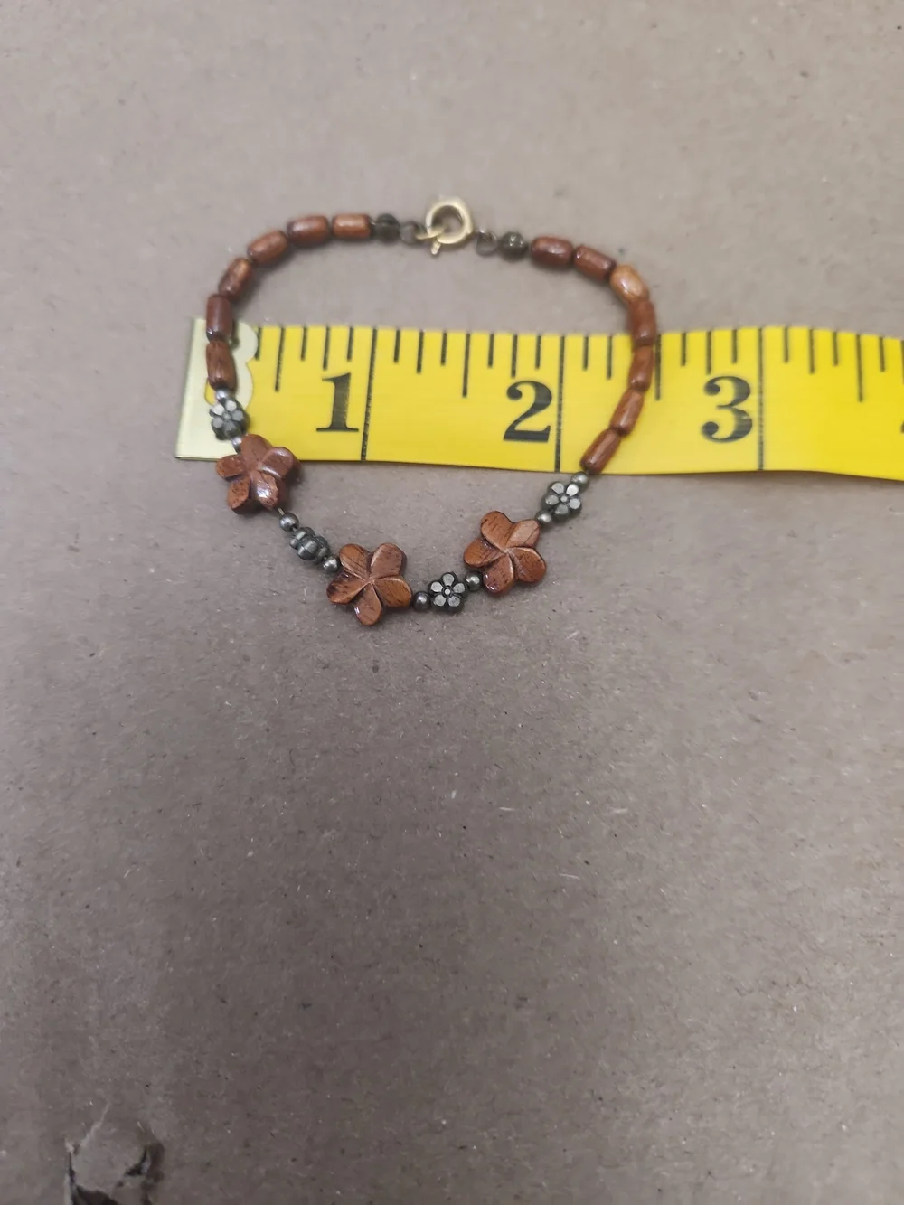 Wooden Flower Beaded Bracelet - Brown